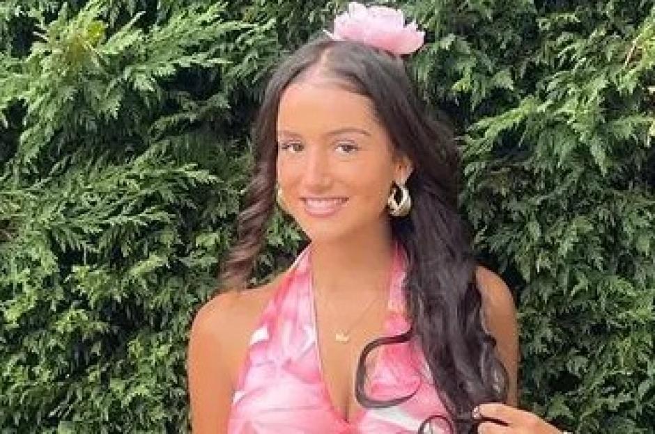 I flew to Turkey at 16 to have my ‘ugly’ forehead reduced… it’s no different from getting braces or hair extensions