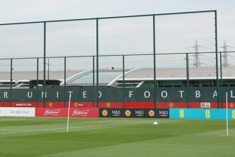 Man Utd coach ‘likely to leave’ with future uncertain as he considers new challenge away from club