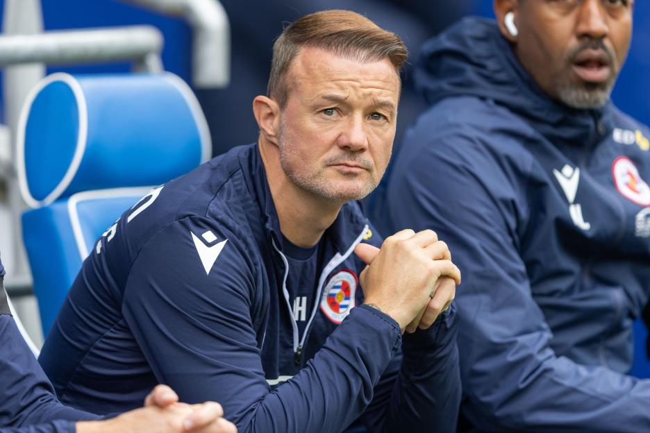 Noel Hunt, Manager of Reading before kick-off
