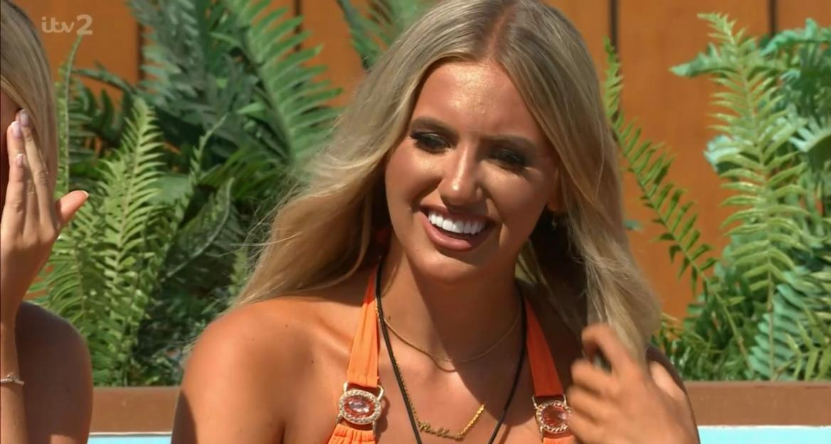 Screenshot of Summer Botwe from Love Island.