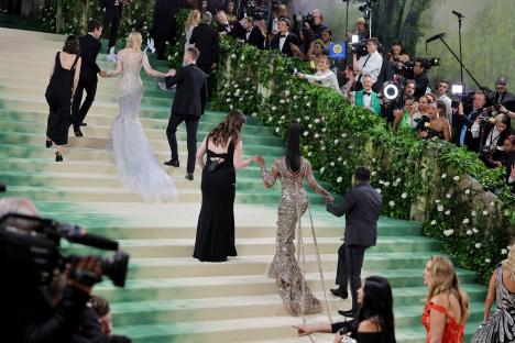 The Met Gala 2024: Celebrities arriving on the green carpet.