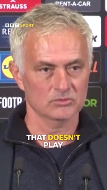 José Mourinho at a press conference, saying "That doesn't play".