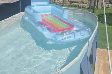 Aldi’s selling the ‘best’ paddling pool – it’s really big, takes 2 seconds to pull out & promises so much fun for kids
