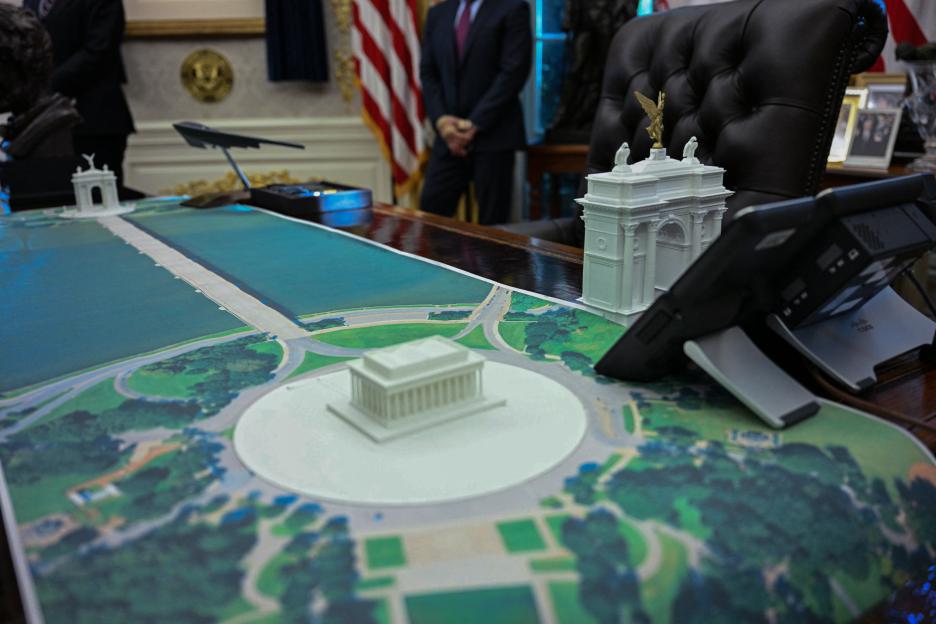 Is Trump's 'Arc de Trump' His Next Grand Project? Leaked Oval Office Photos Uncover Plans for a Monumental DC Landmark!