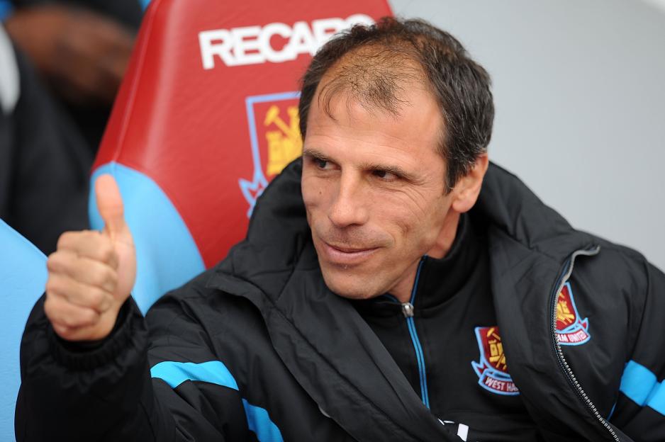 Gianfranco Zola giving a thumbs up.