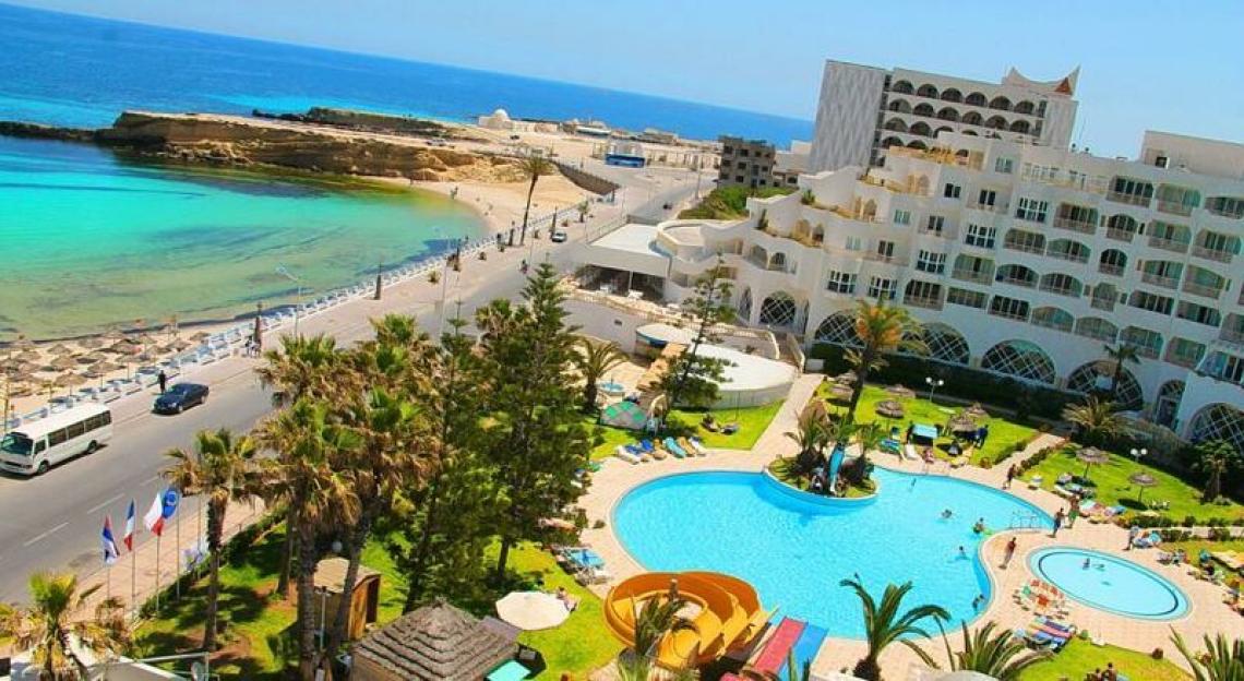 British Teen Allegedly Groped by Hotel Security Guard During Family Holiday in Tunisia After He Tried to Kiss 13-Year-Old Cousin