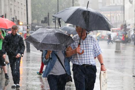 UK weather: Brits to soak in rain ‘EVERY DAY’ next week after Bank Holiday washout with heavy showers and 50mph winds