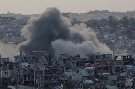 Dramatic moment Israel launches fresh airstrikes in major operation ‘Gideon’s Chariots’ to ‘seize and control’ Gaza