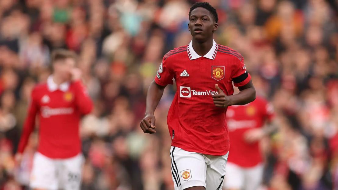 Transfer: Man Utd take decision after Mainoo asks for loan move