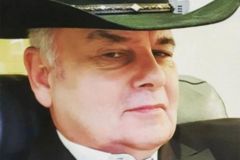 Eamonn Holmes shares health update as he suffers ‘flare up’ after being hospitalised over horrifying fall