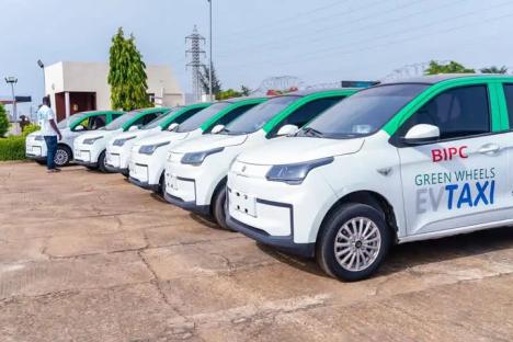 Benue goes green, receives 20 electric cars for taxi service