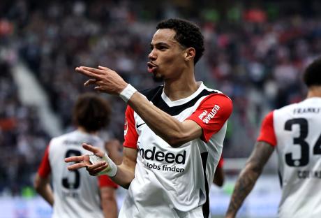 Hugo Ekitike of Eintracht Frankfurt celebrating a goal.