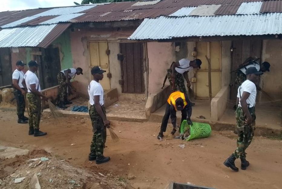 Abia government hails Nigerian Army for cleaning Umuahia market, motor park