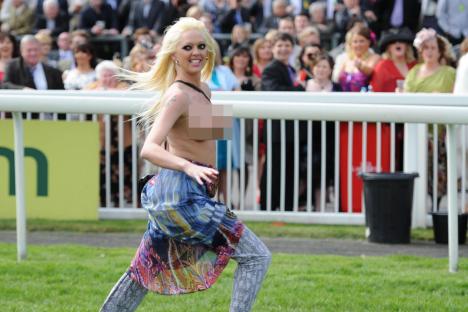 Grand National’s most shocking moments… from streakers to gangster feuds and ‘greatest disaster’ that cost bookies £75m