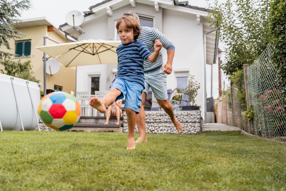Can a neighbour keep my kid’s football if it lands in their garden during summer hols?