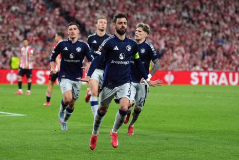 Bruno Fernandes of Manchester United celebrating a goal.