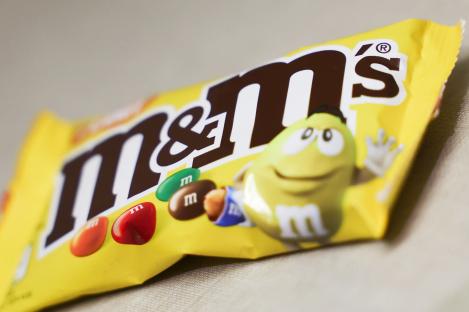 UFC fighter sends bag of M&Ms to rival to ‘sabotage’ his weight-cutting regime