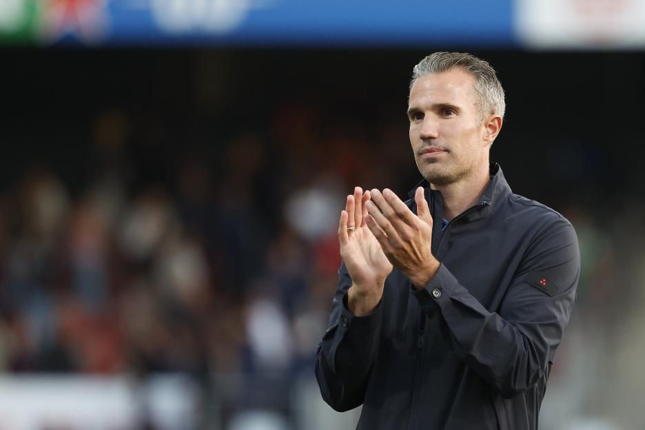 Robin van Persie, Feyenoord coach, applauding.