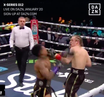 Screenshot of a boxing match.