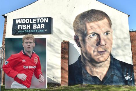Man Utd legend Paul Scholes honoured with mural in his hometown after gaining surprise backing