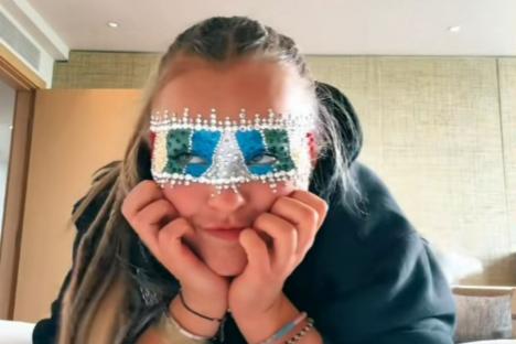 JoJo Siwa reveals she wants to STAY in the UK as she snubs Kath split on return to TikTok after Celebrity Big Brother