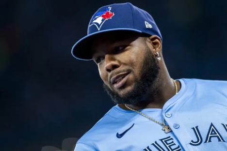 Vladimir Guerrero Jr agrees $500m contract with Blue Jays