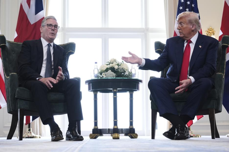 Awkward moment Trump blasts ‘nasty’ Sadiq Khan for ‘terrible job’… before Starmer interrupts: ‘He’s a friend of mine!’