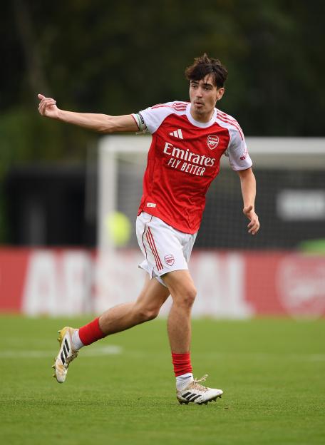 Arsenal U19 Captain Receives Red Card Just 15 Minutes In During Shocking Olympiacos Defeat, with Club Legend Looking On