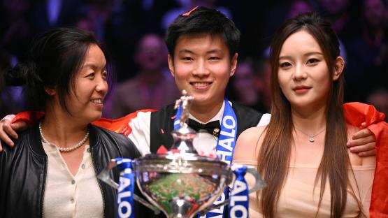 Who is snooker world champion Zhao Xintong’s girlfriend?