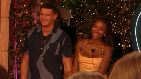 Mimii and Josh from Love Island heading to the hideaway.