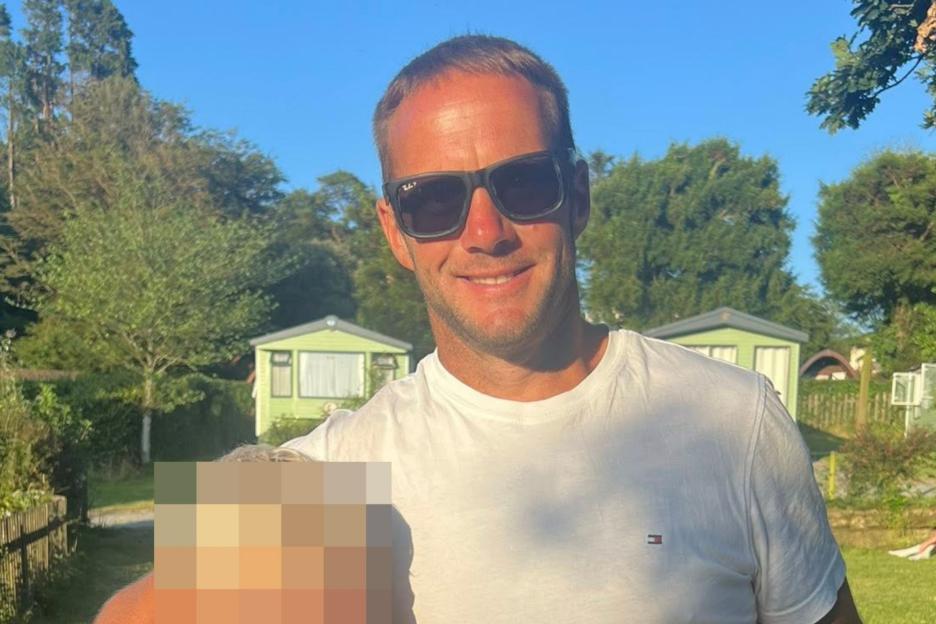 Family of dad who plunged to death at Oasis gig pay heartbreaking tribute to ‘lifelong fan’ who ‘loved his kids’
