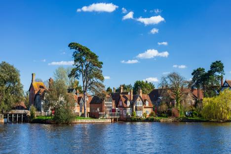 Beaulieu village houses on the riverbank.