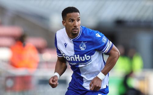 Scott Sinclair of Bristol Rovers dribbling the soccer ball.