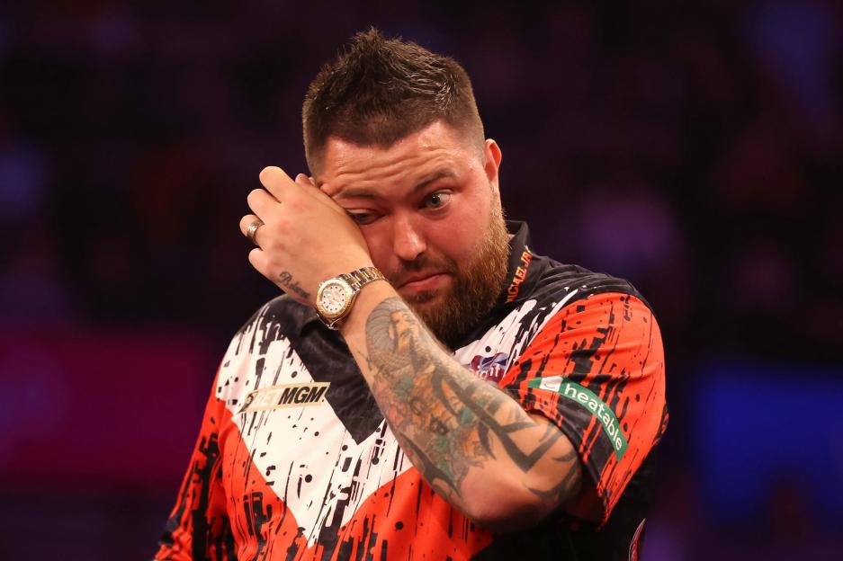 ‘How does that happen?’ – Darts hero stunned as Michael Smith fails to qualify for World Matchplay