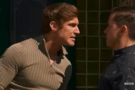 Coronation Street viewers warn fan favourite to ‘run’ as they predict shock emotional abuse storyline