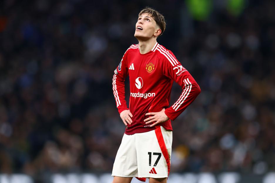Alejandro Garnacho of Manchester United reacts after a missed chance.
