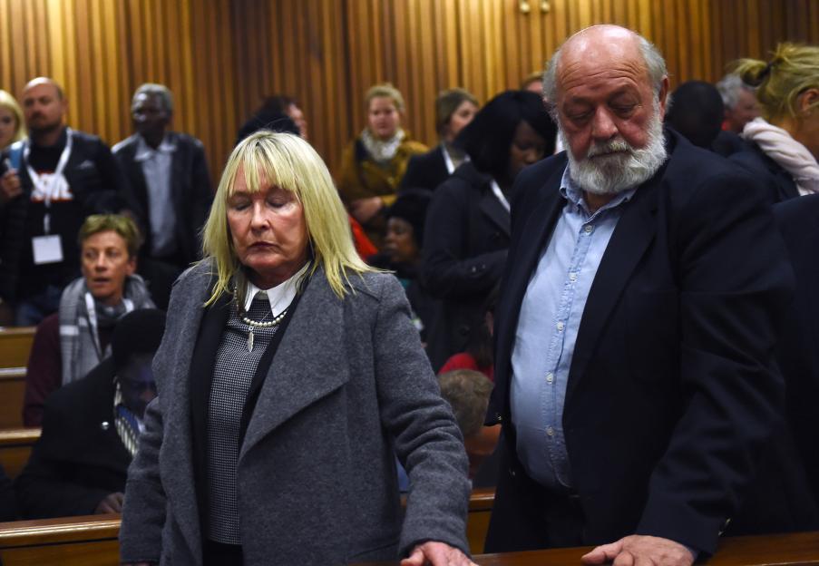 Reeva Steenkamp's parents in court.