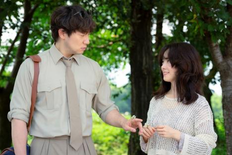 Han Ji Min Surprises Son Suk Ku With A Romantic Gift In “Heavenly Ever After”