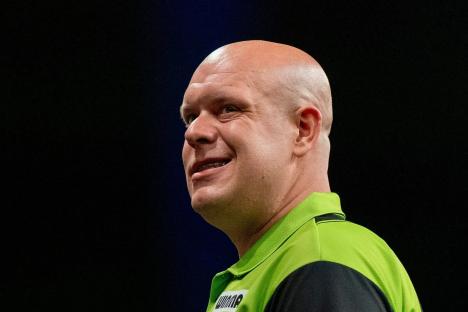 Michael van Gerwen PULLS OUT of tournament at last minute after shock first round exit as pal gives worrying update