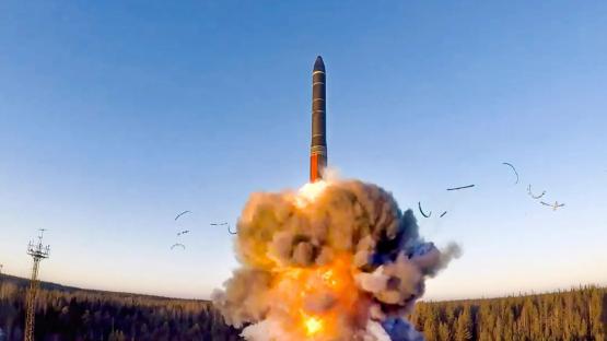 How US managed to stop Ukraine war ‘going nuclear’ after Putin’s General Armageddon called for tactical atomic weapons