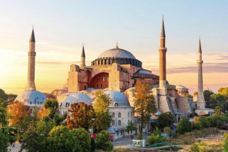 Is it safe to travel to Turkey? Latest flight and holiday advice
