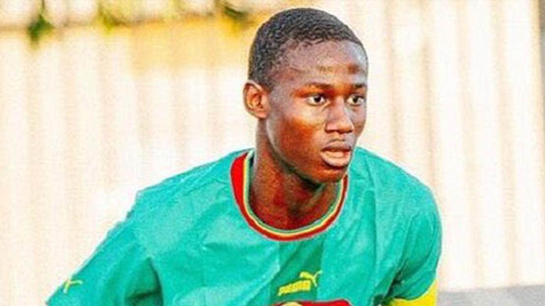 Man Utd ‘closing in on Senagalese prodigy Mouhamed Dabo, 17, despite transfer interest from Barcelona’