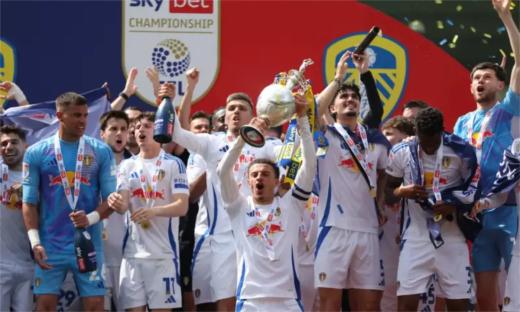 Championship last day: Leeds United emerge champions, Burnley hit 100 points