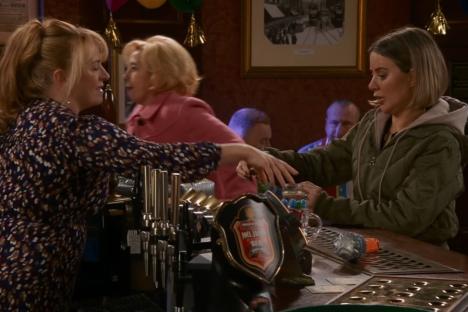Awkward moment Coronation Street character calls co-star by their real name in onscreen blunder – did you spot it?
