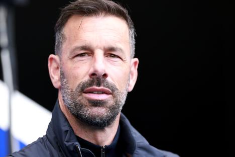 Leicester ‘target Championship manager, 39,’ who could still win promotion if they sack Ruud van Nistelrooy