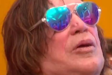 Watch the shock moment furious Mickey Rourke hits back at Big Brother saying ‘come in here and put a GUN up my a**!’