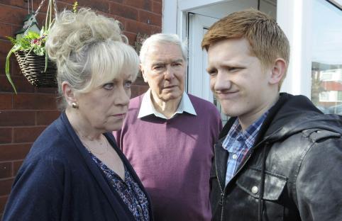Chesney Battersby-Brown introduced to Dorothy and Alan Hoyle on Coronation Street.