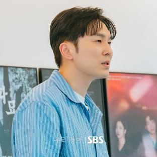 Seo Hyun Woo Transforms Into A Film Hitmaker In New Drama “Our Movie”; 5