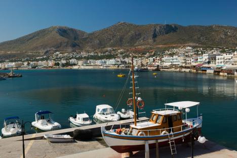 Scared Brits told FLEE coasts amid tsunami fears after 6.3-mag quake hits Greek isles making ground ‘wobble like jelly’