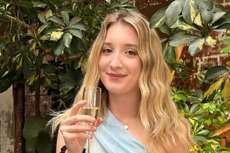 Nepo baby daughter with Hollywood star dad and very famous stepmum stuns in bikini on glam holiday – can you guess who?